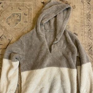 Chunky girls sweatshirt